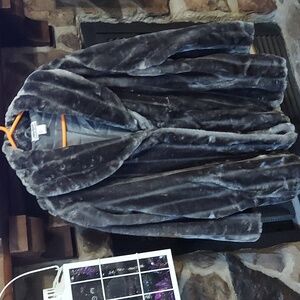 Anthony Richard's 2X Gray